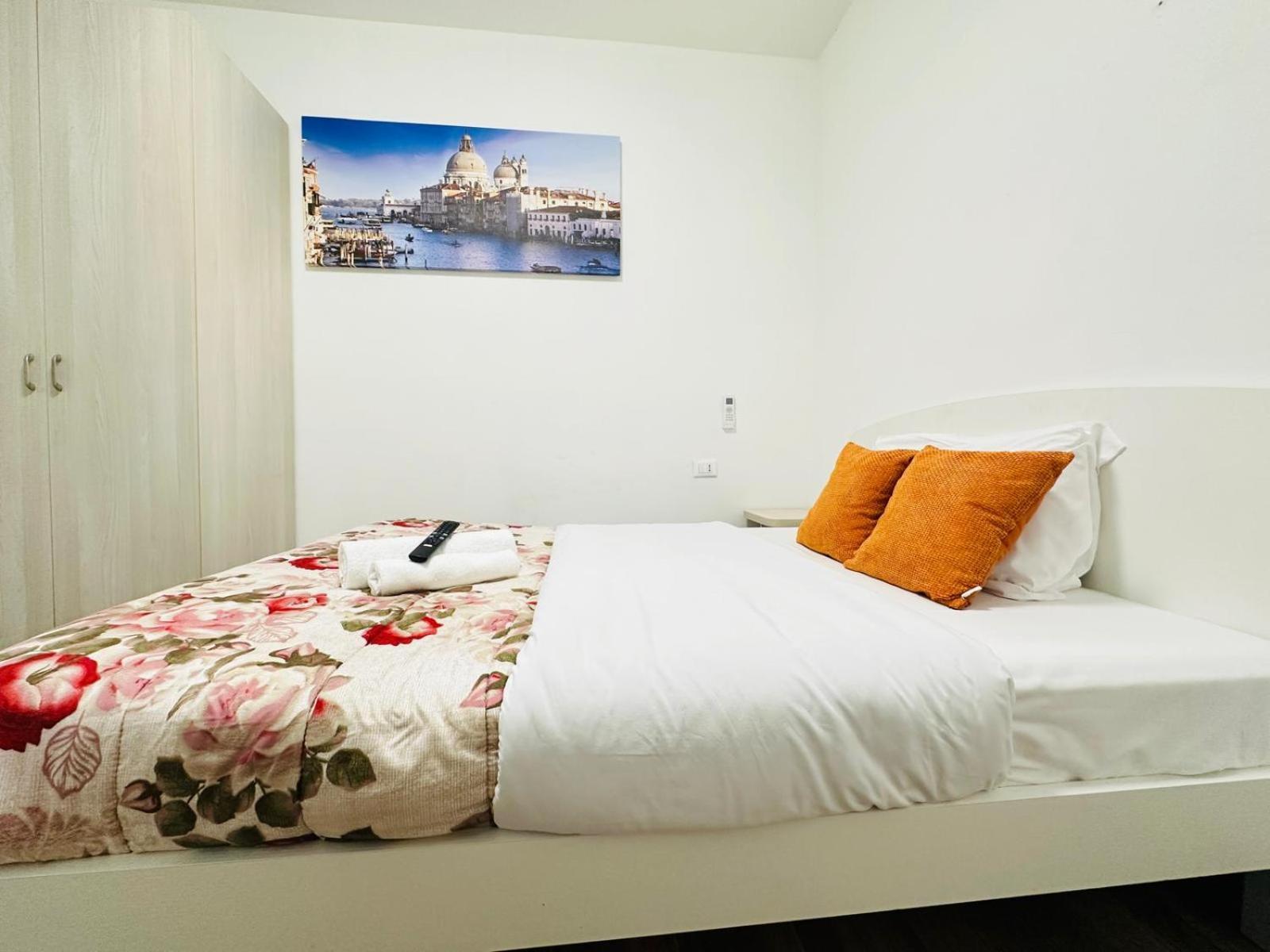 Dream Hub Hotel Mestre Bagian luar foto